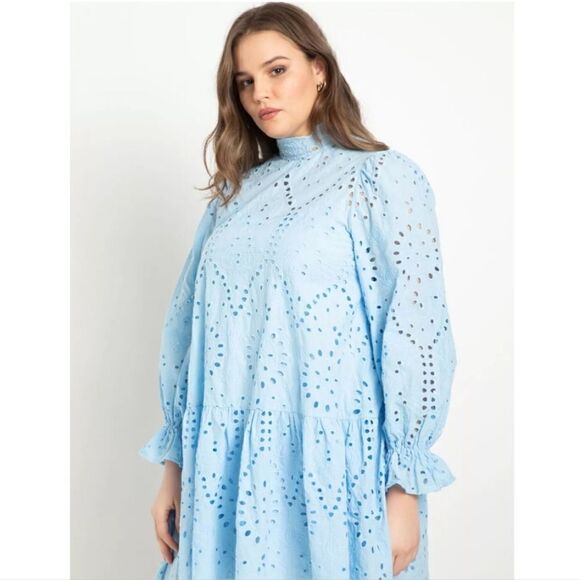 HP 09/03/22- Eyelet Easy Dress - Picture 2 of 4